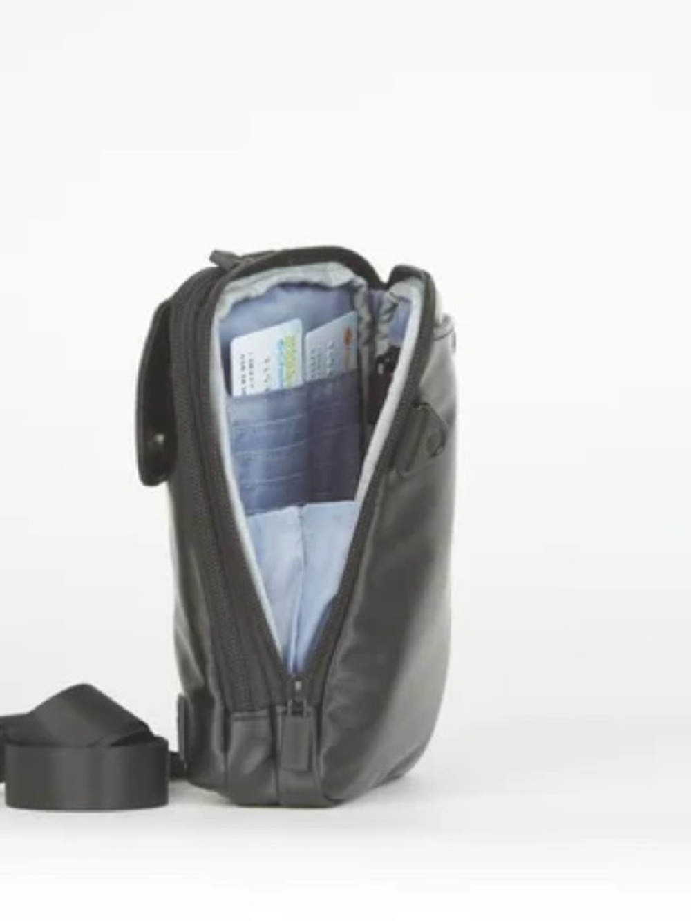 IHKWIP THE XL EVERYDAY ESSENTIALS
CROSSBODY WITH 2 STRAPS - FADED
INDIGO, NWT - Picture 8 of 9